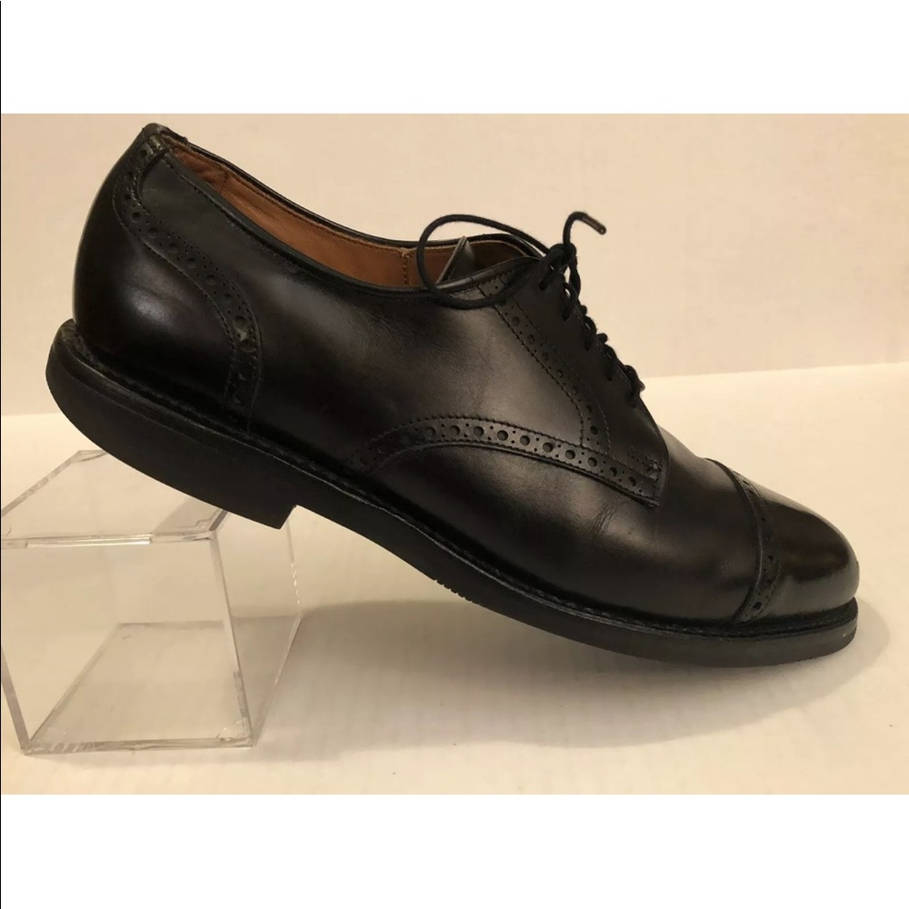 Allen Edmonds black cap toe oxfords